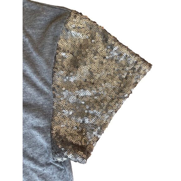 Hollister Rockin and Rollin Boxy Short Sequin Sleeves Gray Crop Top Size M - Picture 4 of 5